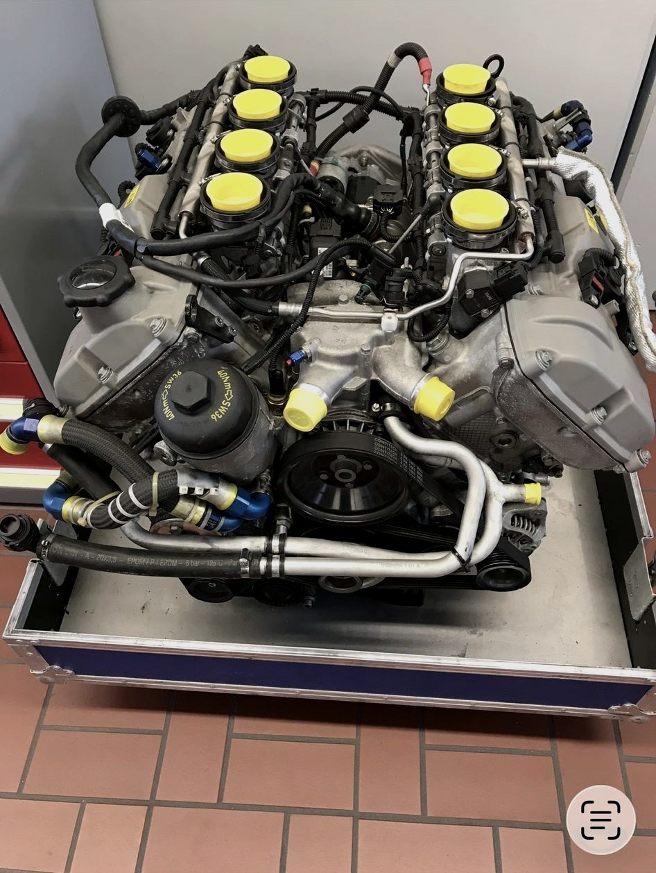 BMW P65B44 – Originalaufnahme